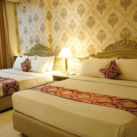Hotel Indah Palace Solo Dış mekan fotoğraf