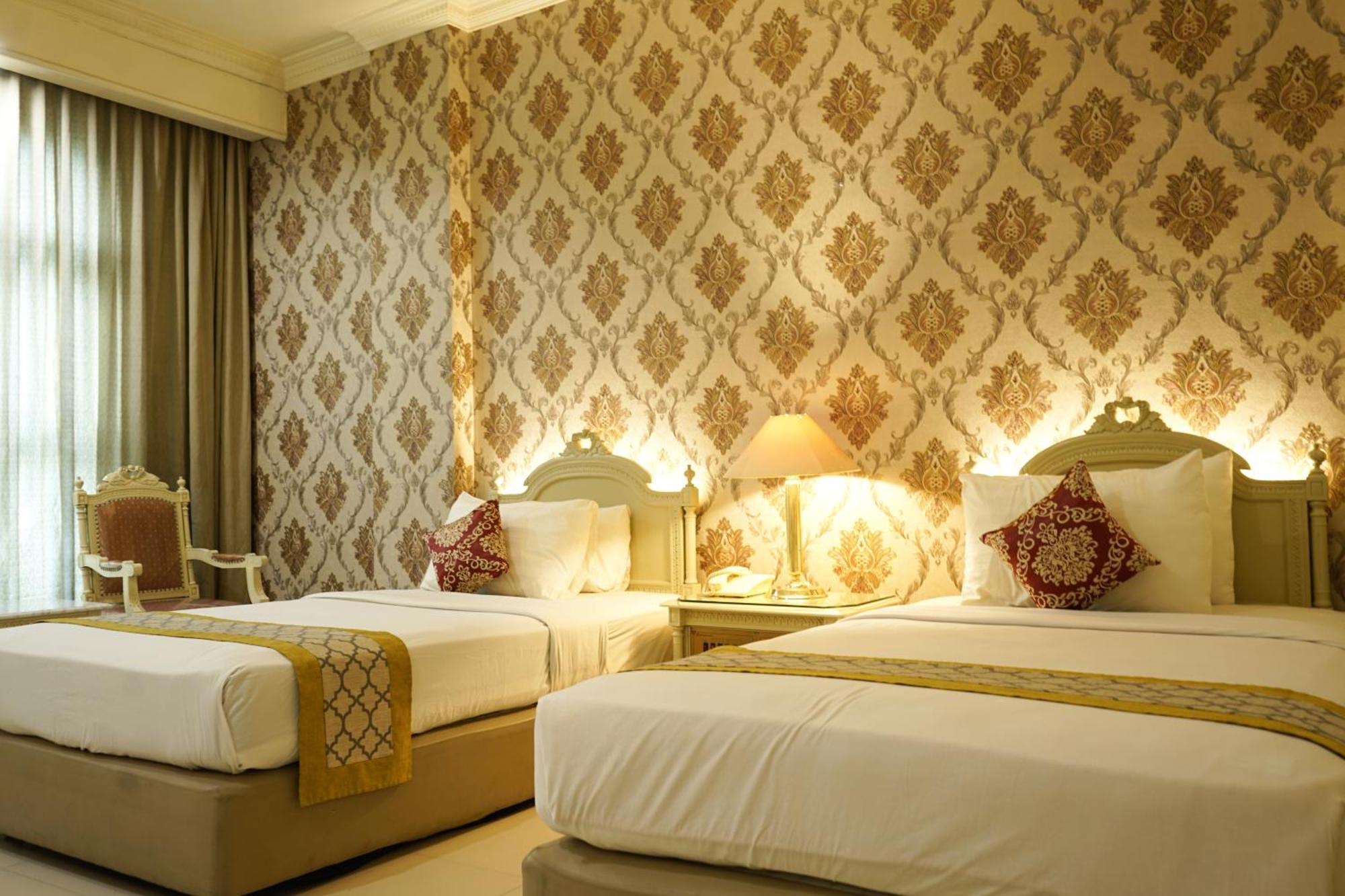 Hotel Indah Palace Solo Dış mekan fotoğraf