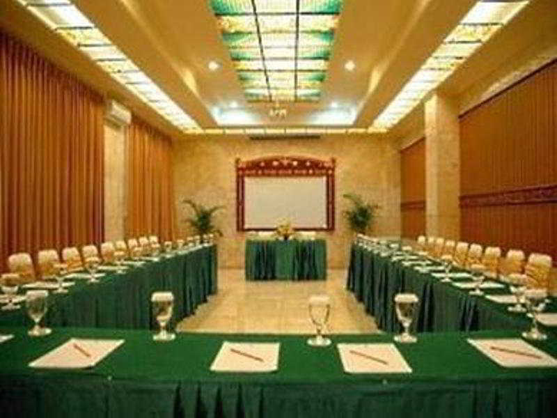 Hotel Indah Palace Solo Dış mekan fotoğraf