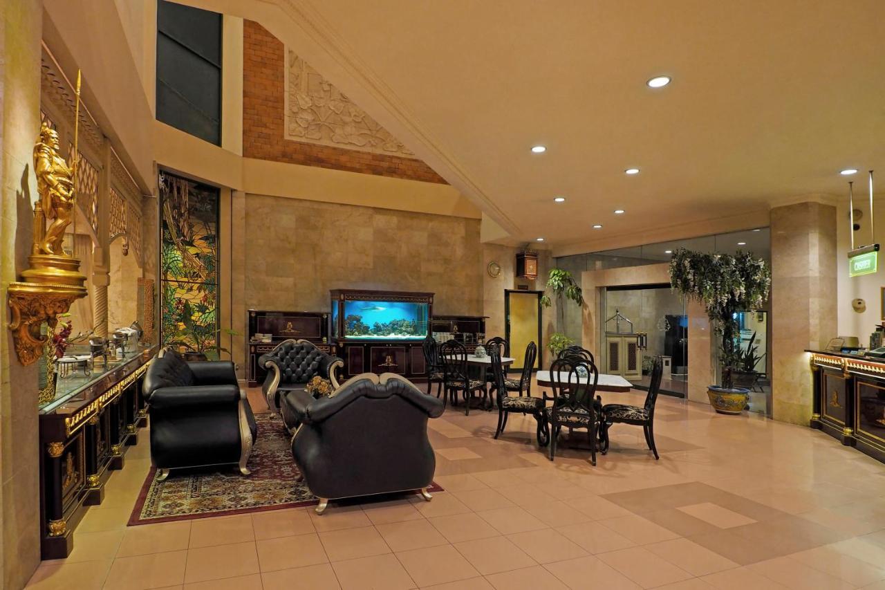 Hotel Indah Palace Solo Dış mekan fotoğraf